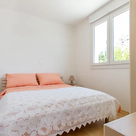Apartment Great Near Beach And Old Town